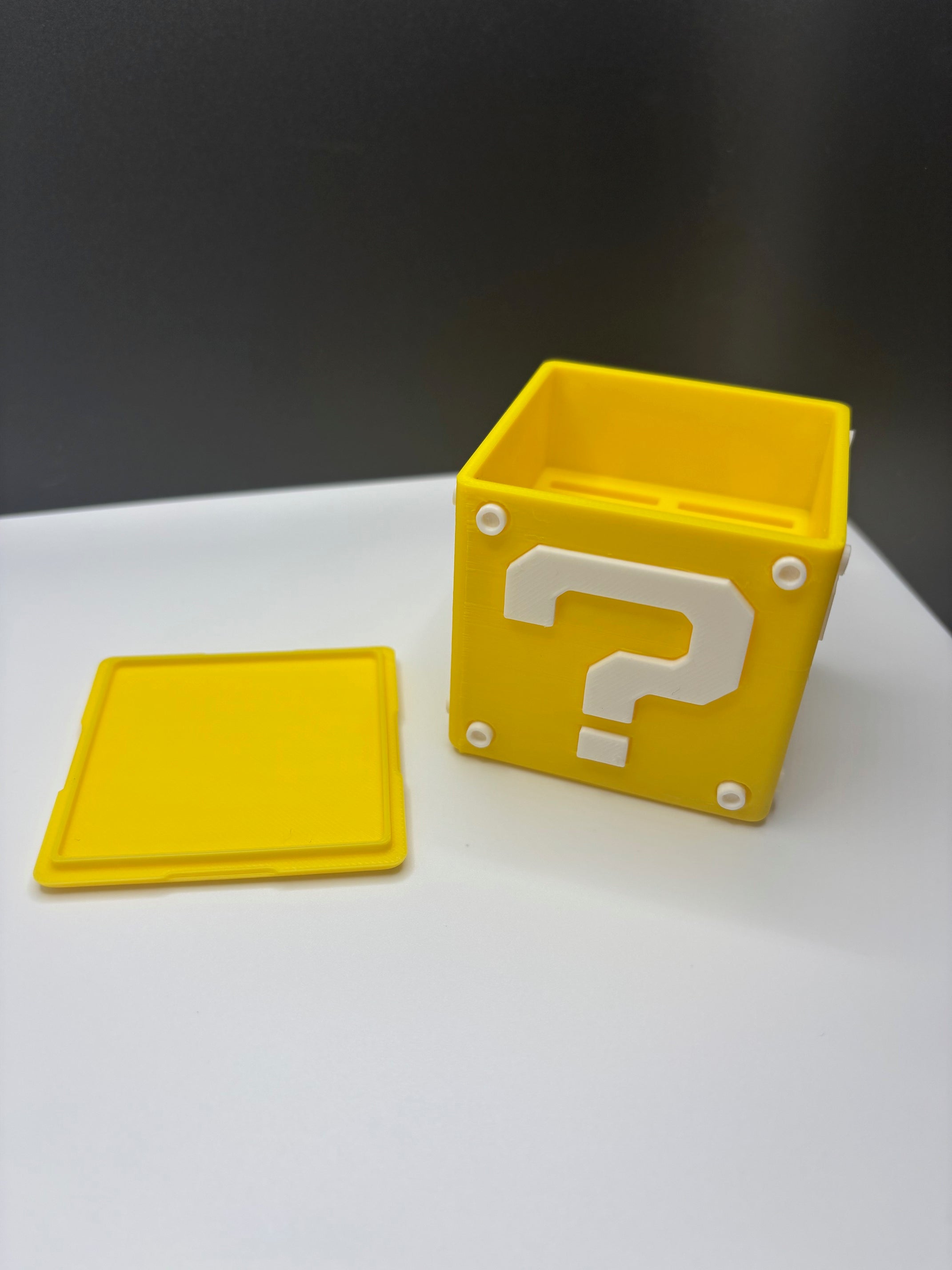 Question Cube Nintendo Switch Game Holder