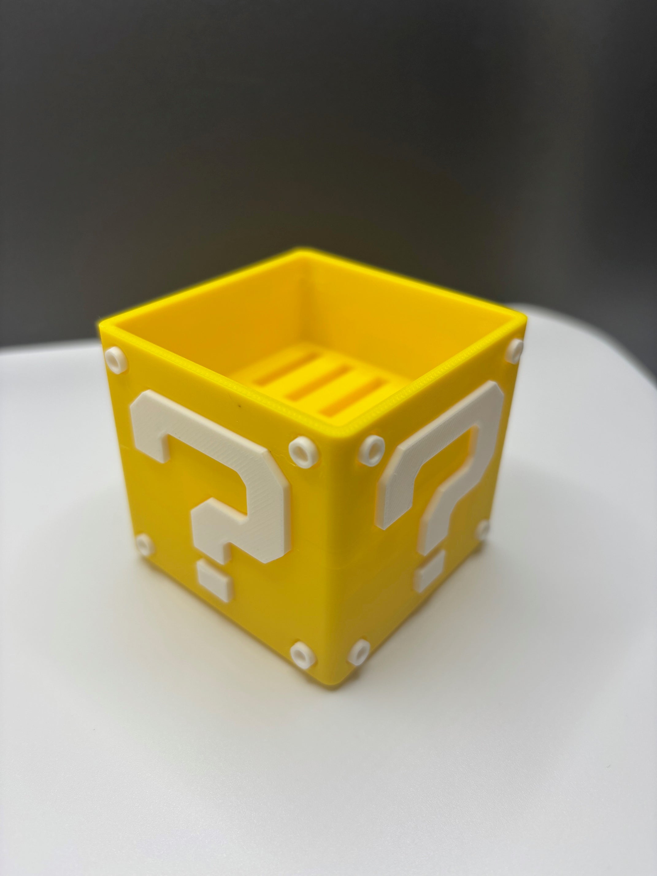 Question Cube Nintendo Switch Game Holder