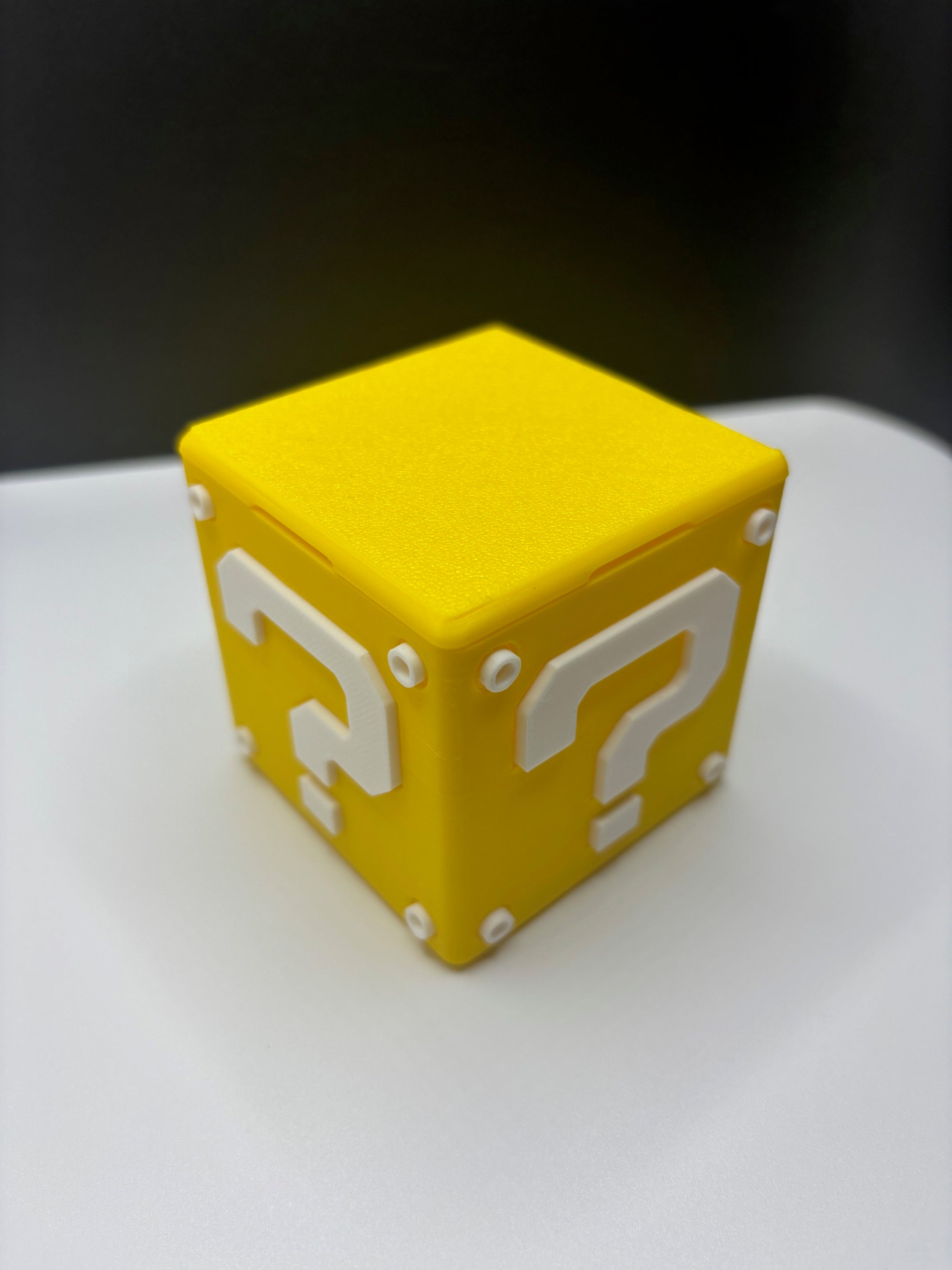 Question Cube Nintendo Switch Game Holder